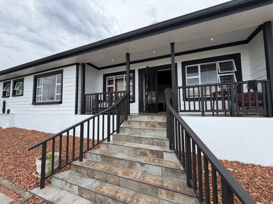 5 Bedroom Property for Sale in Dana Bay Western Cape